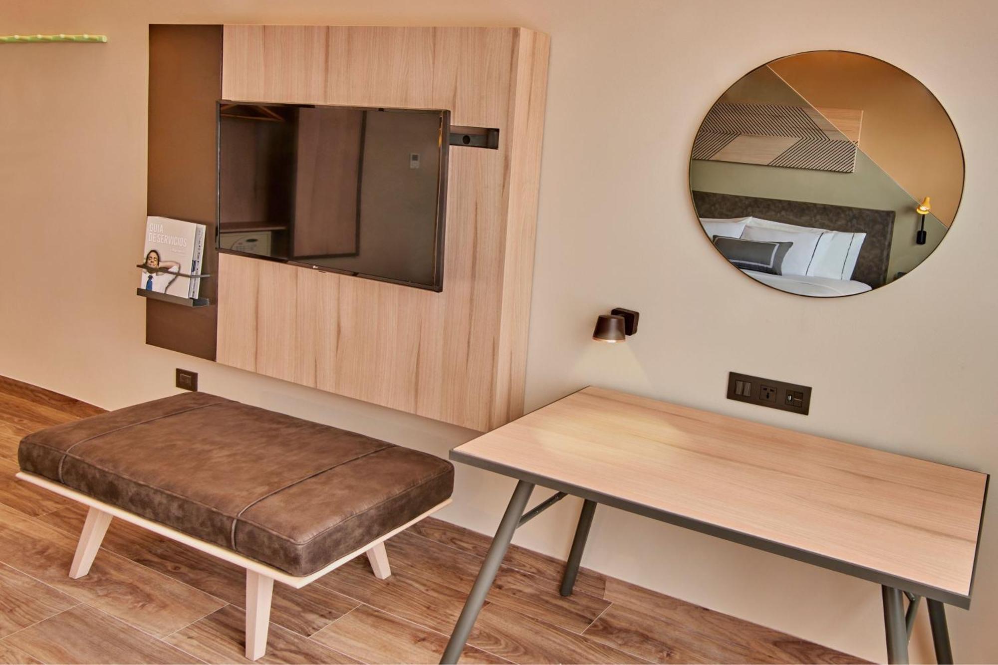 City Express Plus By Marriott Ciudad De Mexico Interlomas Exterior photo