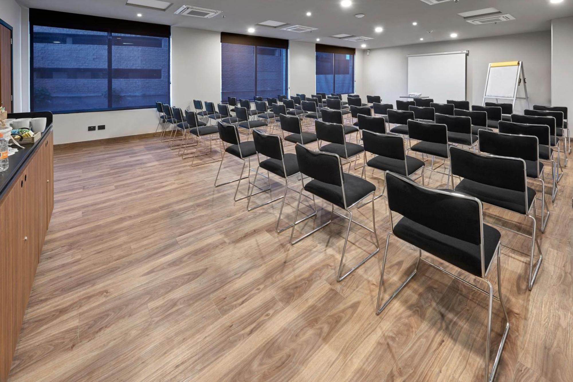 City Express Plus By Marriott Ciudad De Mexico Interlomas Exterior photo